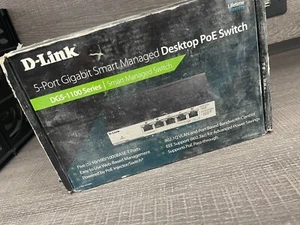 D-Link Smart Managed PoE-Powered 5-Port Gigabit Switch Extender DGS-1100-05PD - Picture 1 of 2