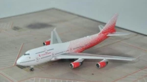 1/400 Phoenix Rossiya B747-400 EI-XLJ - Picture 1 of 4
