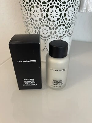 Mac Hyper Real Foundation Highlighter Gold FX Foundation Neu - Bild 1 von 2