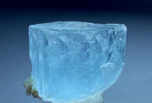 248 Carats Top Class Natural Terminated Sky Blue Aquamarine Crystal From Pak - Picture 1 of 10