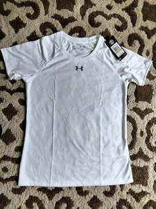 Small P Under Armour Women's T-Shirt white short sleeve size Small - Picture 1 of 1