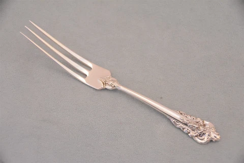 Wallace Grande Baroque Sterling Silver 5" Strawberry Fork No Monogram Cover