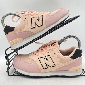 New Balance 574 Pink Beige Trainers Size UK 3 Womens Gym Walking Yoga Shoes - Picture 1 of 8