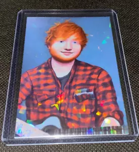 Ed Sheeran Custom Art Refractor Holofoil Prizmatic Trading Card in Toploader - Bild 1 von 4