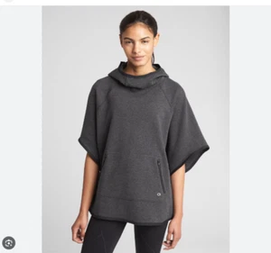 New Gap Fit gray Athletic Poncho Jacket Hooded Pull Over Zip Pockets Size M/L - Picture 1 of 7