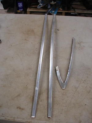 Oldsmobile Cutlass 442 1966 1967 moldura superior de vinilo 3 piezas GM OEM Foto 1 de 4