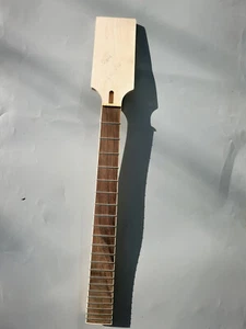 Nuevo mástil de guitarra 22 trastes 24,75 pulgadas diapasón de palo de rosa arce sin incrustaciones - Imagen 1 de 11