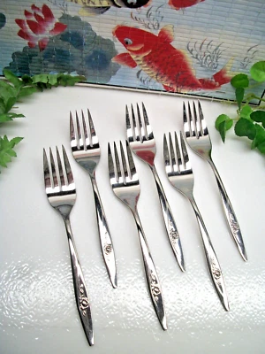 6  Oneida Oneidacraft   LASTING ROSE   Stainless Steel  Salad or Dessert Forks - Image 1 of 4
