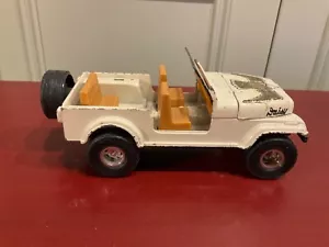 Vintage Ertl Dukes Of Hazzard "Daisy" Die Cast Jeep 1/25 Scale. - Picture 1 of 8
