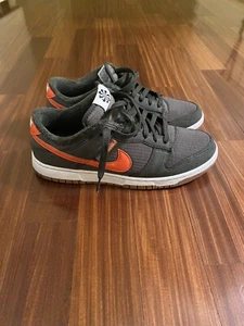 NIKE DUNK LOW RETRO NN SEQUOIA/ORANGE-MEDIUM OLIVE (VERDE MILITARE) - Foto 1 di 9
