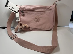 Kipling Callie Umhängetasche mit Leslie Affe Schlüsselanhänger in Leuchtrosa Neu - Bild 1 von 6