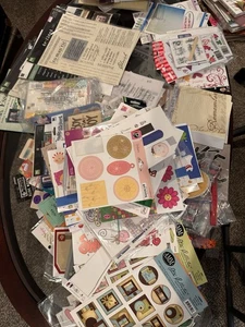 Craft Mystery LOTTO forniture artigianali scrapbooking media misti abbellimenti NUOVO - Foto 1 di 9
