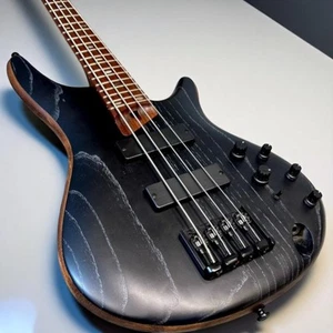 Ibanez SR670 Electric Bass Guitar 4-String Ash/Mahogany Made in Japan - Picture 1 of 10
