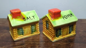 Vintage Blockhaus Salz/Pfefferstreuer - handbemalt - Made in Japan - Bild 1 von 8