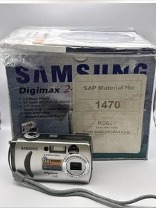 Samsung Digimax 240 2.0MP Compact Digital Camera Silver Boxed Tested - VGC - Picture 1 of 7