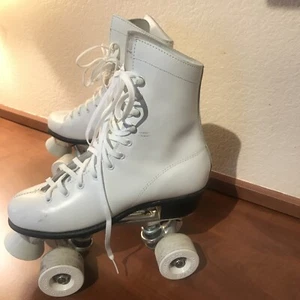 Vintage Women’s White Sure Grip Classic Size 6 Roller skates - Picture 1 of 17