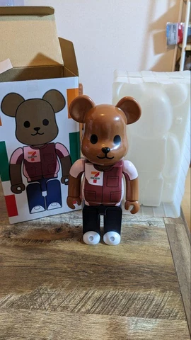 Bearbrick 400 For 7-Eleven Uniform Be@Rbrick Cover