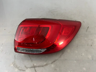 Luz trasera LED exterior OEM L 2014-2016 Kia Sportage (derecha, pasajero) Foto 1 de 4