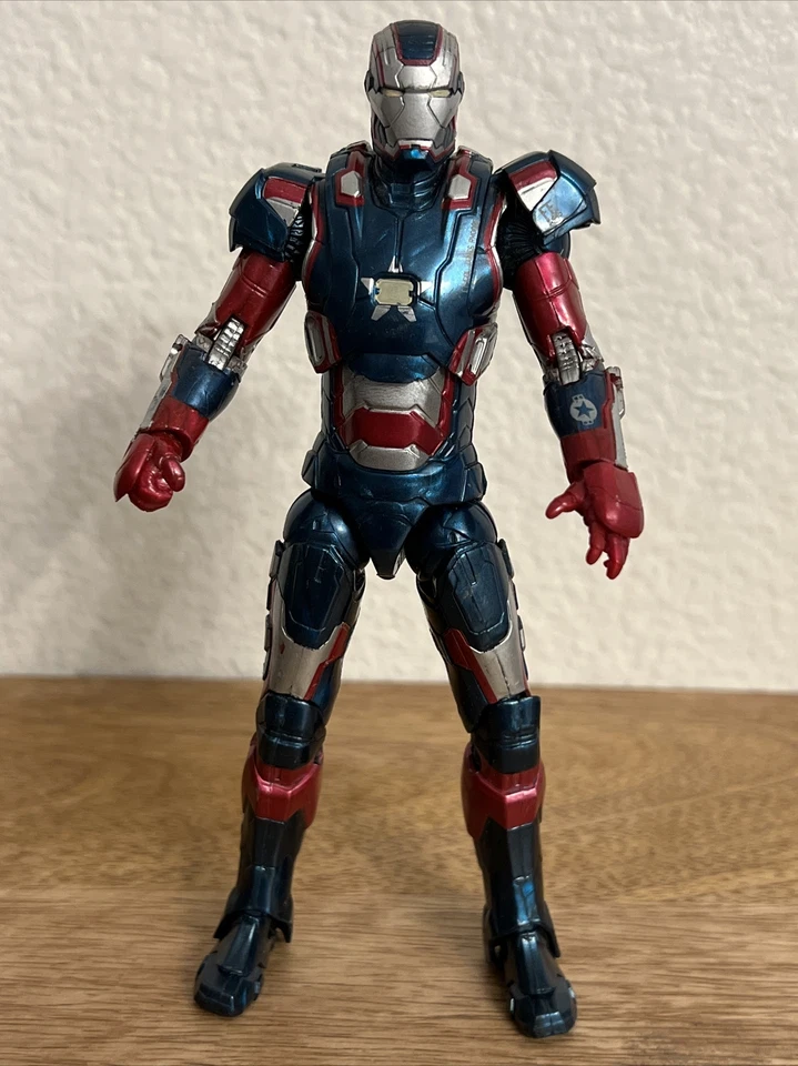 MARVEL IRON MAN TENIENTE CORONEL JAMES RHODES 6,5” FIGURA DE ACCIÓN JUGUETE DE PLÁSTICO Foto 1 de 4