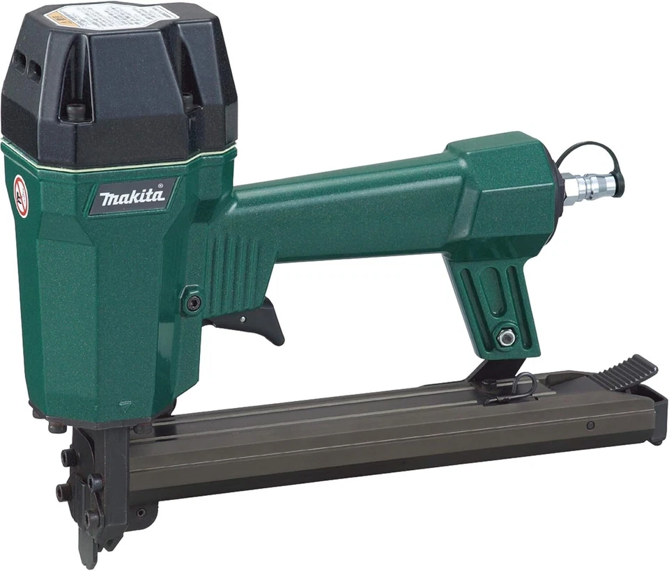 Makita AJ150 Air Wave Nailer - Image 1 of 1