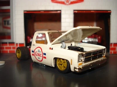 1976 GMC SIERRA GRANDE 15 PICKUP TRUCK LIMITED EDITION EDITION 1/64 WHITE COKE - Image 1 of 4