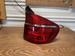 2011-2013 BMW X5 X5M Tail Light Right Passenger!!! - Picture 1 of 7