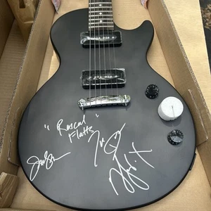 Rascal Flatts - Signed Electric Guitar - Les Paul I P-90 Ltd-Edition, New COA - Picture 1 of 18