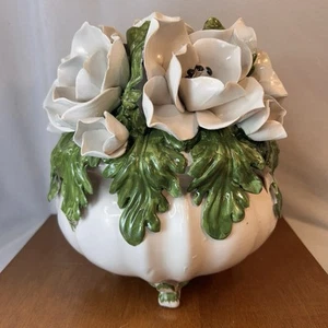 Vintage Magnolie Herzstück italienischer Porzellanstil große Blüten weiß & grün - Bild 1 von 17