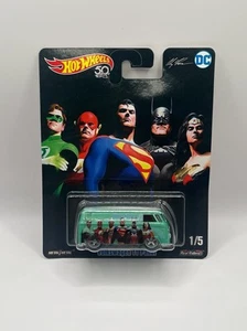 2017 Hot Wheels DC TEAL VOLKSWAGEN T1 PANEL Justice League Real Riders VW Bus - Picture 1 of 7