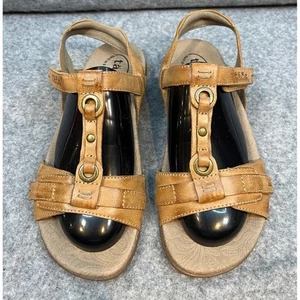 Taos Swifty Women's Tan Leather Strappy Comfort Sandals Buckle Slingback Size 8 - Picture 1 of 6