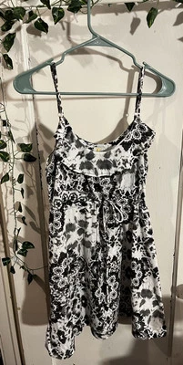 Vestido Y2K Mudd Niña Tinte Blanco y Negro Talla Pequeña Foto 1 de 3