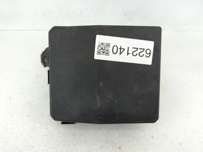 Módulo de relé de caja de fusibles deportiva Mitsubishi Outlander 2012-2017 YVY1M Foto 1 de 4