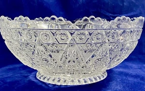 Beautiful OLD 8” Pressed Crystal Bowl W Hobstar Diamond Pattern - Just Sparkles! - Picture 1 of 10