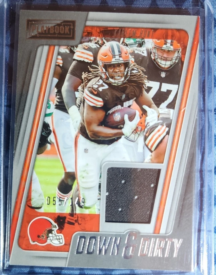 2022 Panini Playbook Kareem Hunt Down & Dirty Patch 55/149  #DD-13 - Image 1 of 2