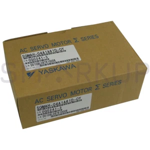 New In Box YASKAWA SGMAH-04A1A61D-OY Servo Motor - Picture 1 of 3