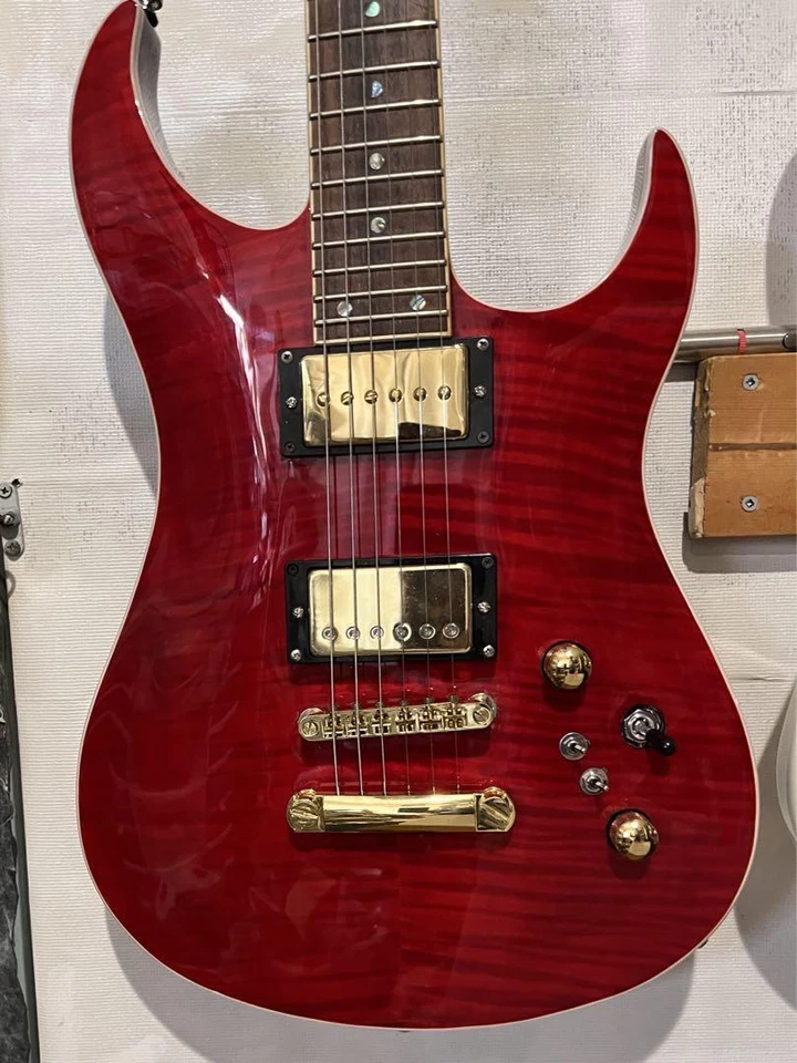 G&L Tribute Fiorano GTS Trans RedRose Safe Packing! - Image 1 of 4