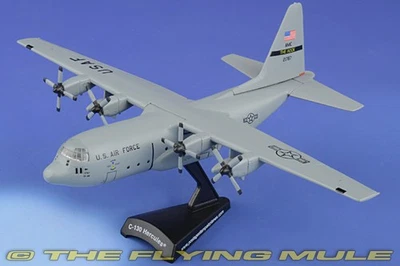 Briefmarken Flugzeuge 1:200 C-130E Hercules USAF 374th TAW Ersatzteil 617 - Bild 1 von 4