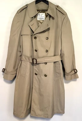 Vintage London Fog by Greenwood Men's Double-Breasted Trench Coat 48R Liner - Image 1 of 4