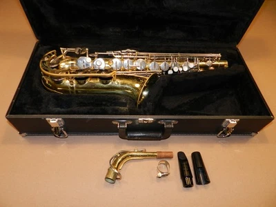 Saxofón alto Yamaha YAS-21 Foto 1 de 4