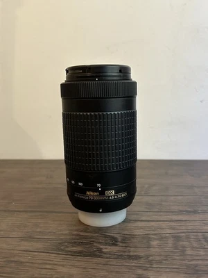 Nikon AF-P DX NIKKOR 70-300 мм F/4.5-6.3 VR объектив - Изображение 1 из 4