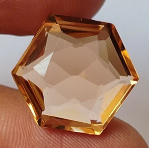 AAA+ Topazio Imperiale 15,10 Ct. Taglio Esagonale Pietra Preziosa Sciolta per Anello e Ciondolo Regalo - Foto 1 di 6