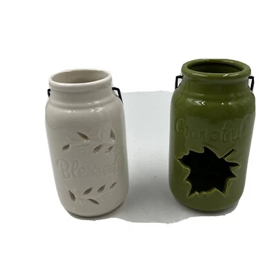 Juego de 2 linternas de luz de té verde agradecidas y benditas de cerámica de 2,5 x 6 pulgadas BB02B14003 Foto 1 de 4