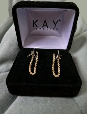 Pendientes de aro de cuerda de oro amarillo de 10k Kay Jewelers palo años 80 90 jared vintage Foto 1 de 4