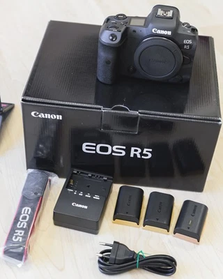 Canon EOS R5 (nur Gehäuse) + Zubehörpaket - Bild 1 von 4