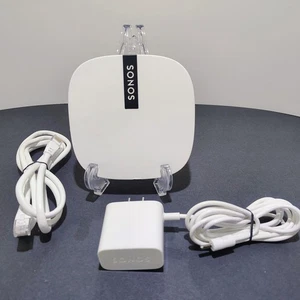 Sonos Boost Altavoz Inalámbrico Transmisor Router WiFi Extensor Blanco con Cable de Alimentación - Imagen 1 de 7