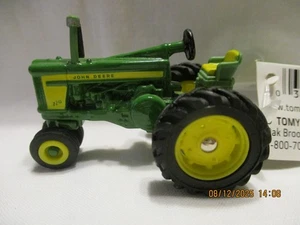 2019 ERTL 2-1/4" DIE-CAST JOHN DEERE 720 DIESEL FARM TRACTOR-NEW WITH TAGS-TOMY - Picture 1 of 8