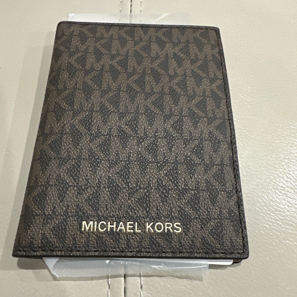 Michael Kors Cuero Jet Set Viaje Pasaporte Soporte Billetera Estuche Marrón Firma Foto 1 de 4