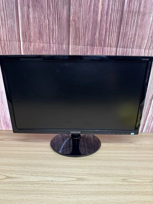 Samsung S22D300NY 22" LED Monitor 1920x1080 No Cable - Image 1 of 4