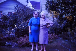 Vintage 35mm Kodachrome Slide, Ruth and Mother in Garden wearing Period Clothing - Picture 1 of 1