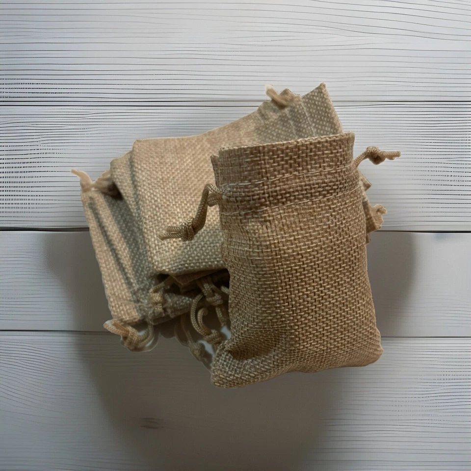 ¡Paquete de 30 bolsas de arpillera para bodas!! Foto 1 de 1